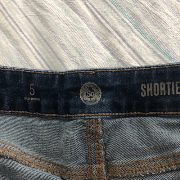 SO shorts perfect for those hot summer days! - Picture 3 of 4